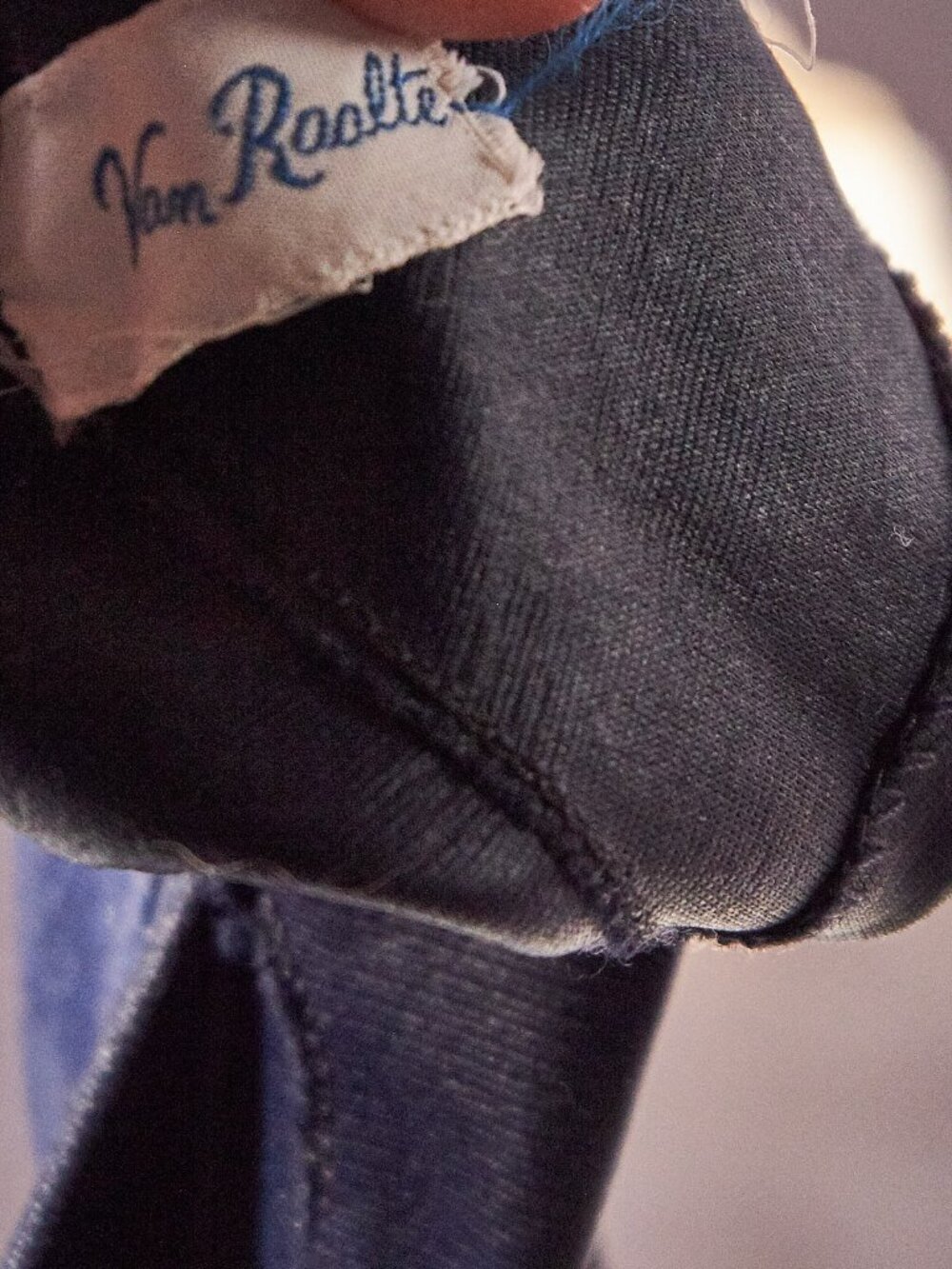 1950s Van Roalte Navy Blue Nylon Mid Length Gloves